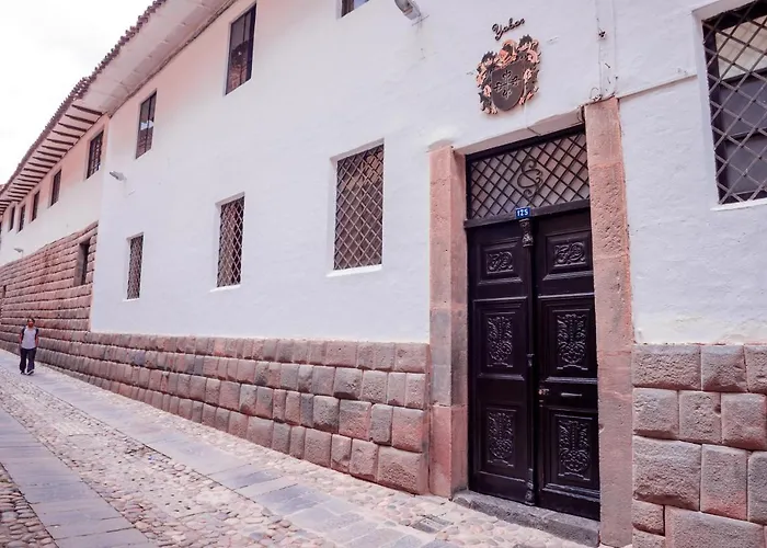 Yabar Plaza I